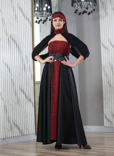 أسود