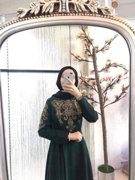 أخضر
